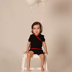 Bata floral suave para niña infantil con estampado de flores