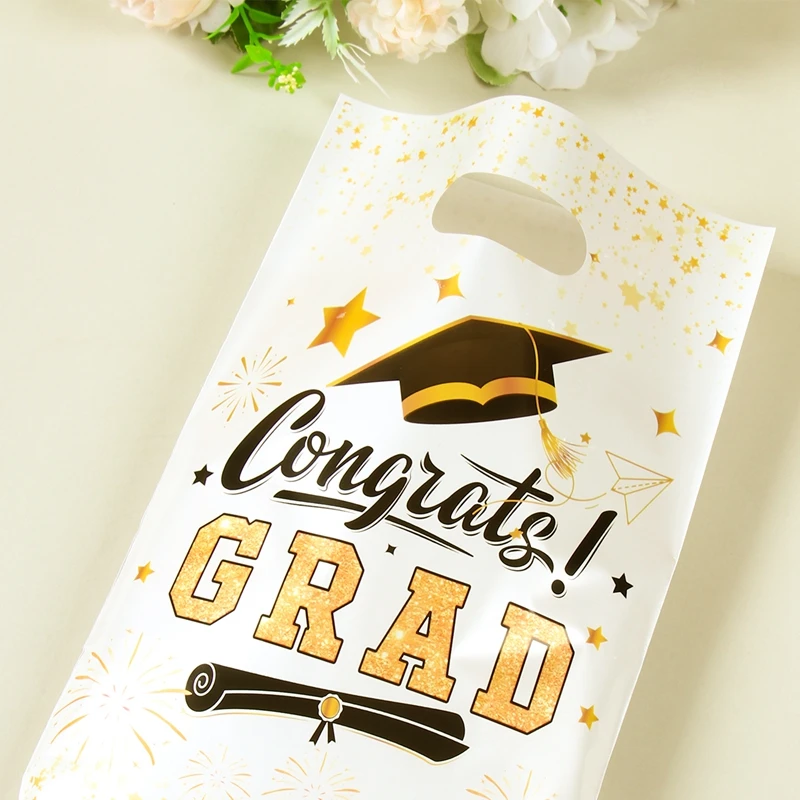 Detalle del diseño de graduación en bolsa