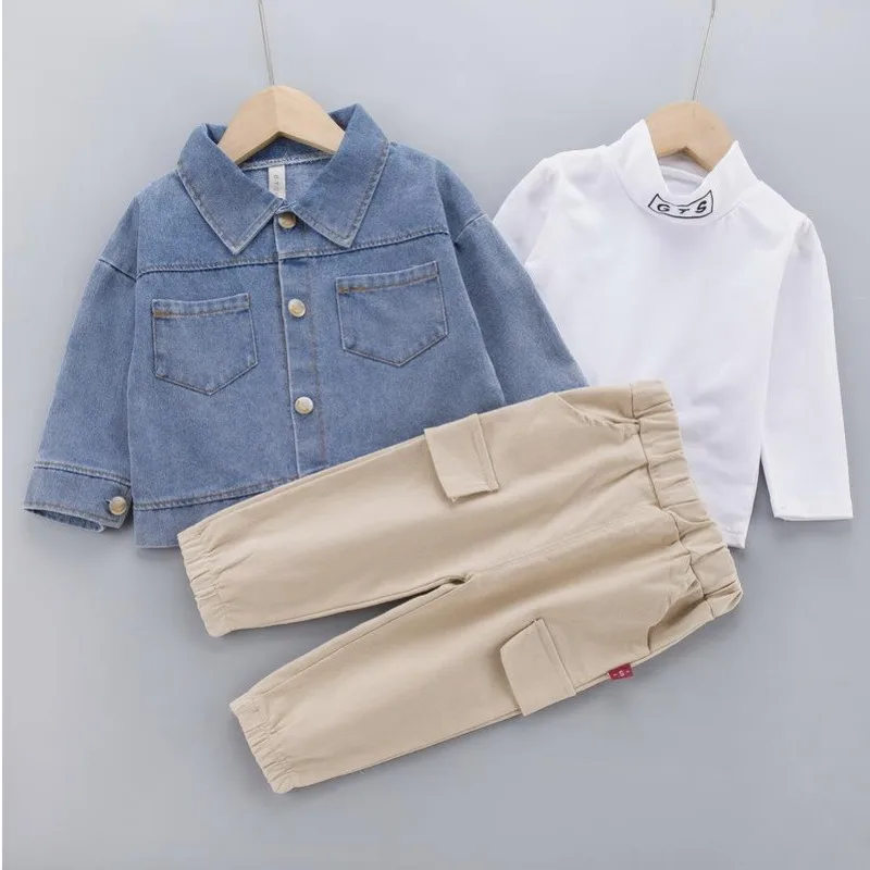 Conjunto infantil de otoño: chaqueta, camiseta y pantalones - imagen 2