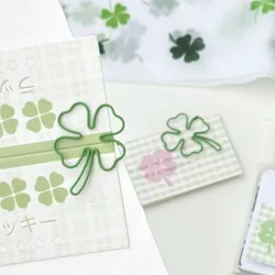 Clips verdes decorativos para álbum de scrapbook y carpetas