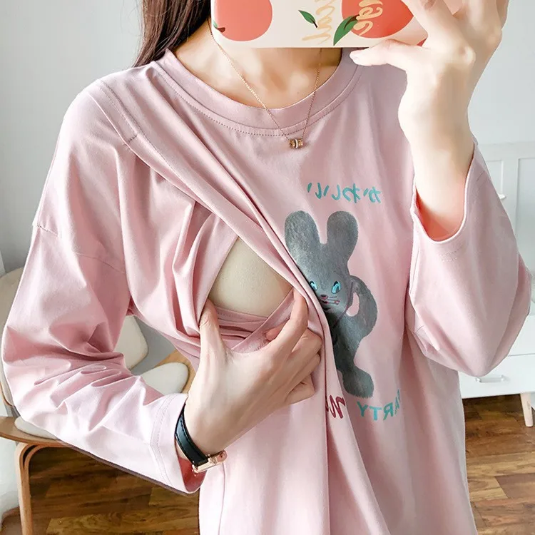 Camiseta de maternidad con estampado de conejo y oso – Suave y holgada - imagen 2