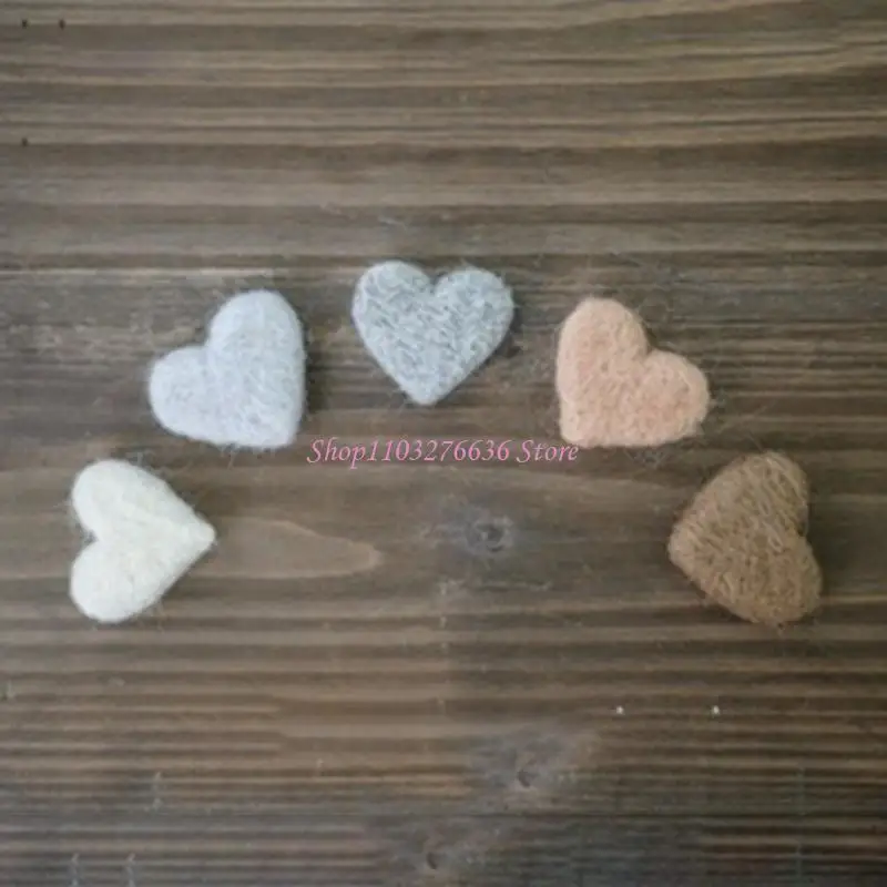 Adornos con corazones y estrellas para sesión de recién nacido - imagen 2