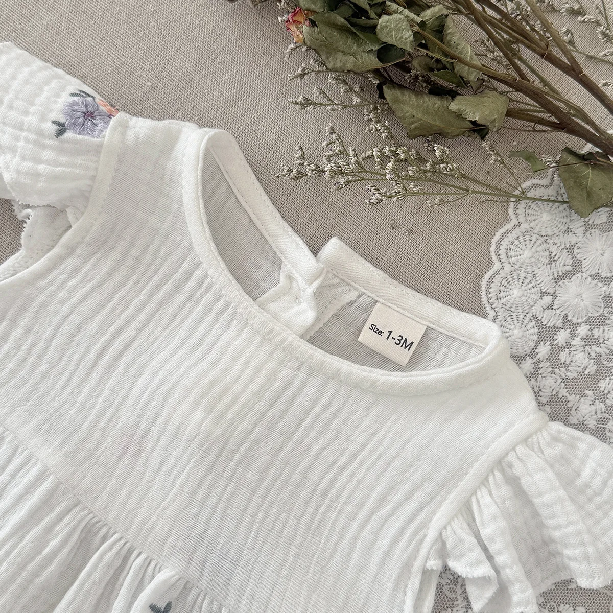 MILANCEL Body de verano bebé con flores bordadas para niña - imagen 2