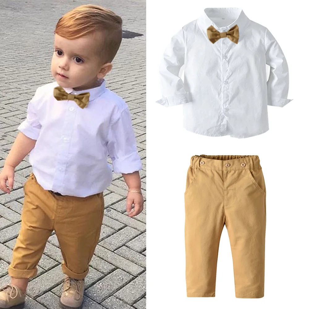 Detalle de la corbata de caballero