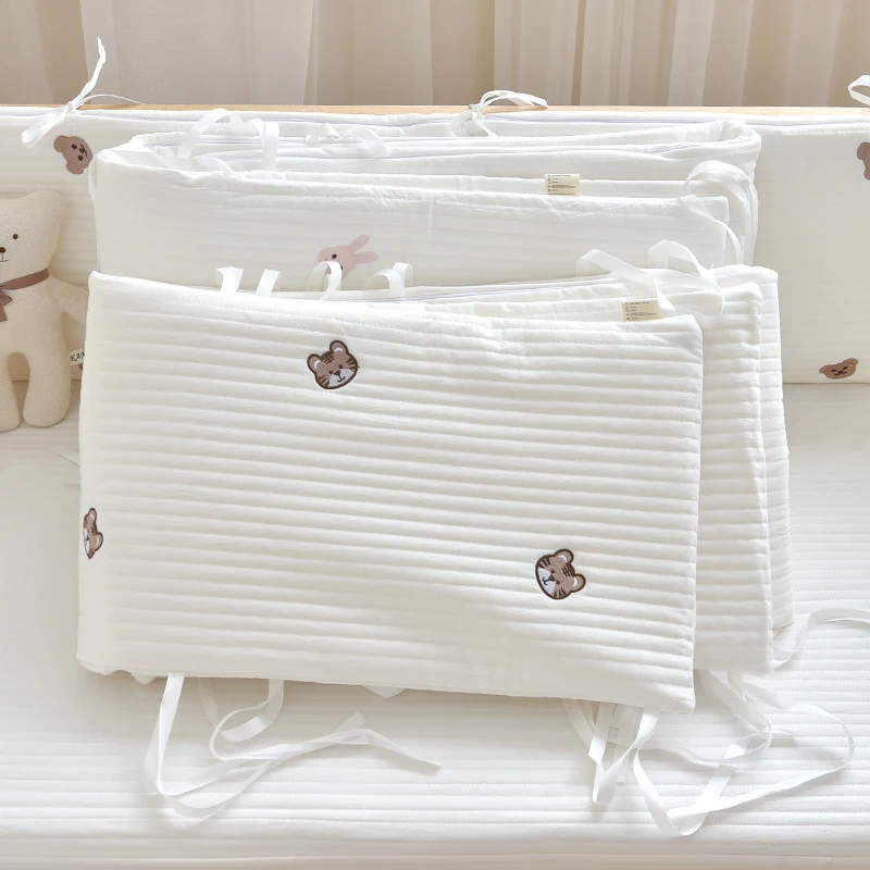 Parachoques de cuna para bebé acolchado con bordados de animales - imagen 3