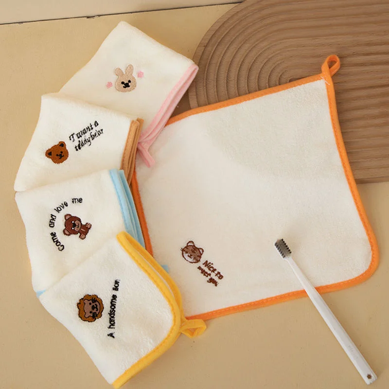Toalla de bebé felpa coral absorbente bordada para baño diario - imagen 3