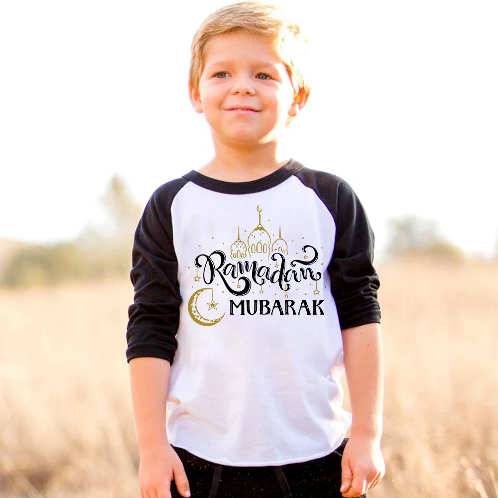 Camiseta Raglán Ramadán Mubarak infantil – Ropa Eid para niños - imagen 5