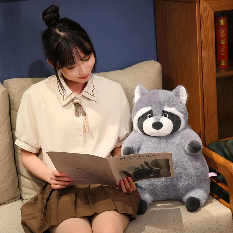 Vista del peluche de mapache gordo
