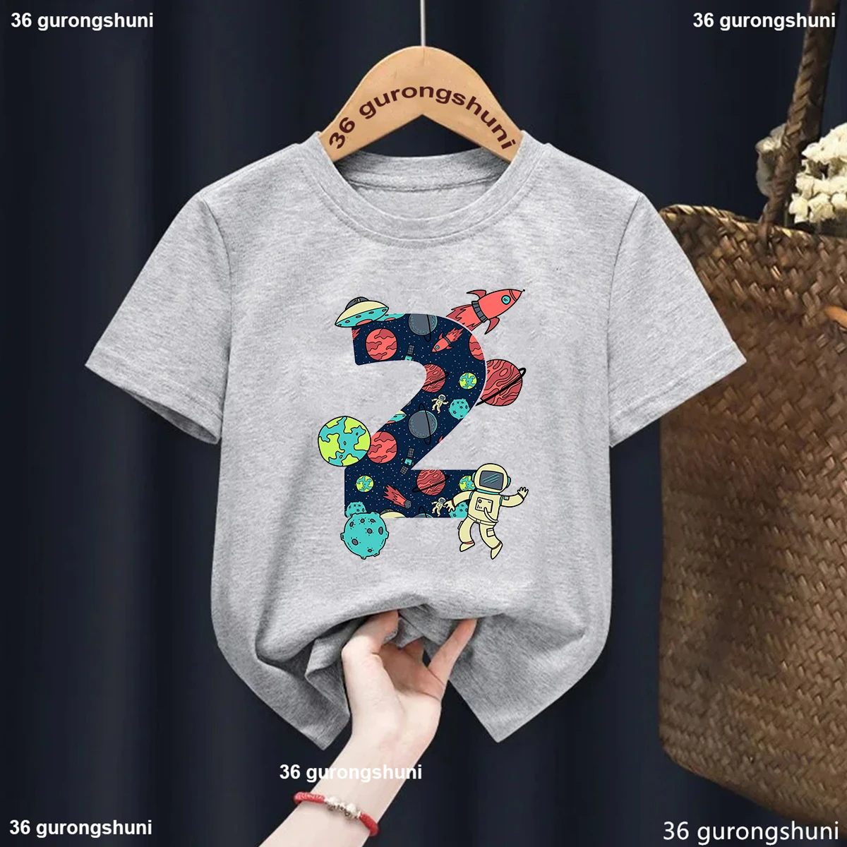 Camiseta infantil de astronautas y espacios con estampado divertido - imagen 3