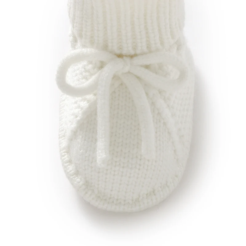 Zapatos primeros pasos con suela suave de ganchillo para niña - imagen 2