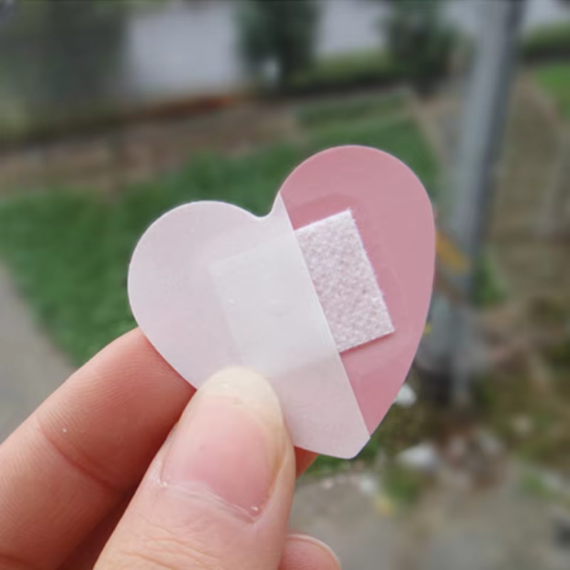 Pack de tiritas corazón abiertas