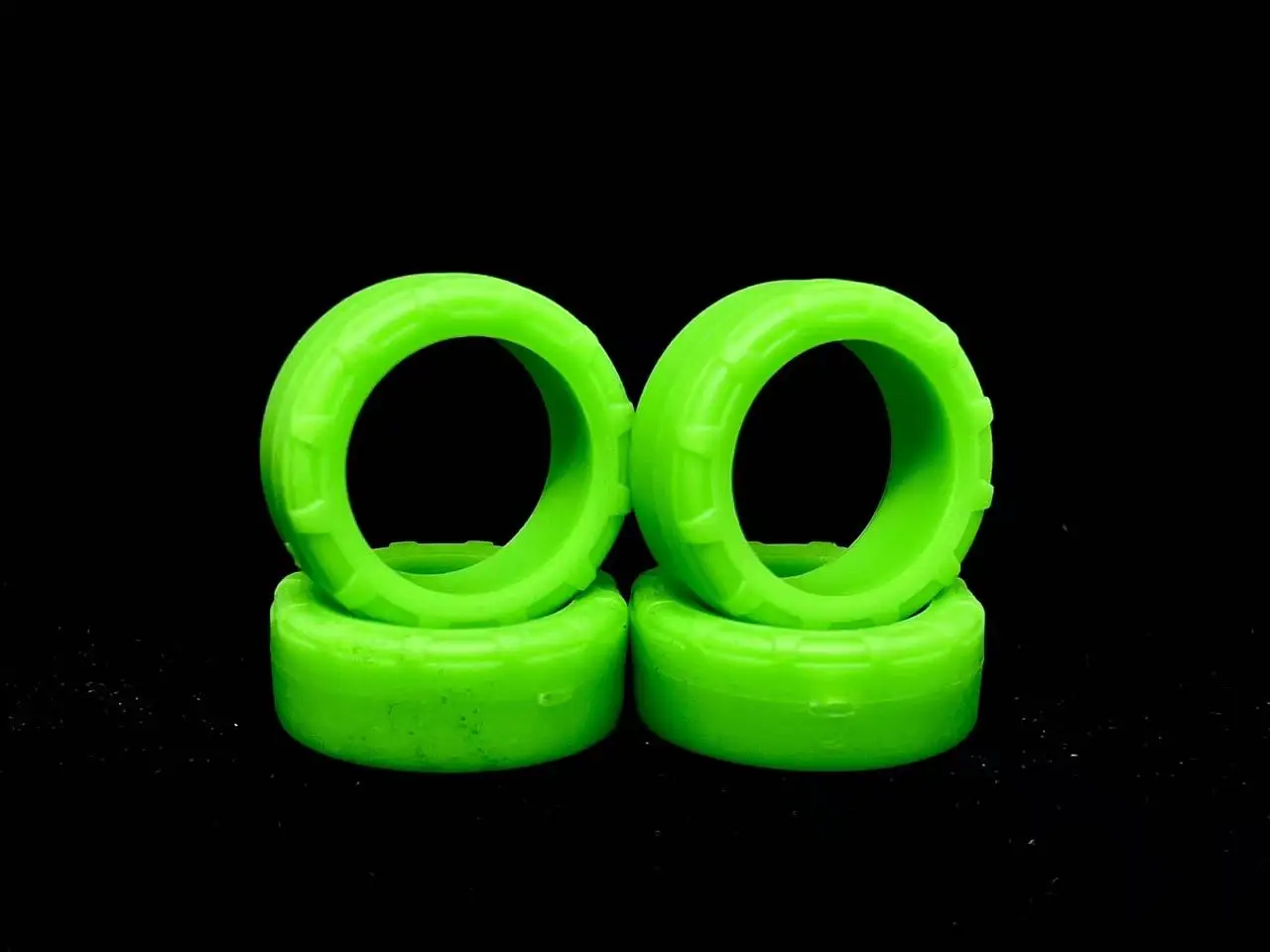Neumático estrecho Mini 4WD neón multicolor, súper resistente - imagen 4