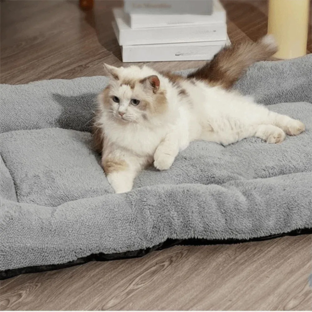 Cama acolchada lista para el hogar