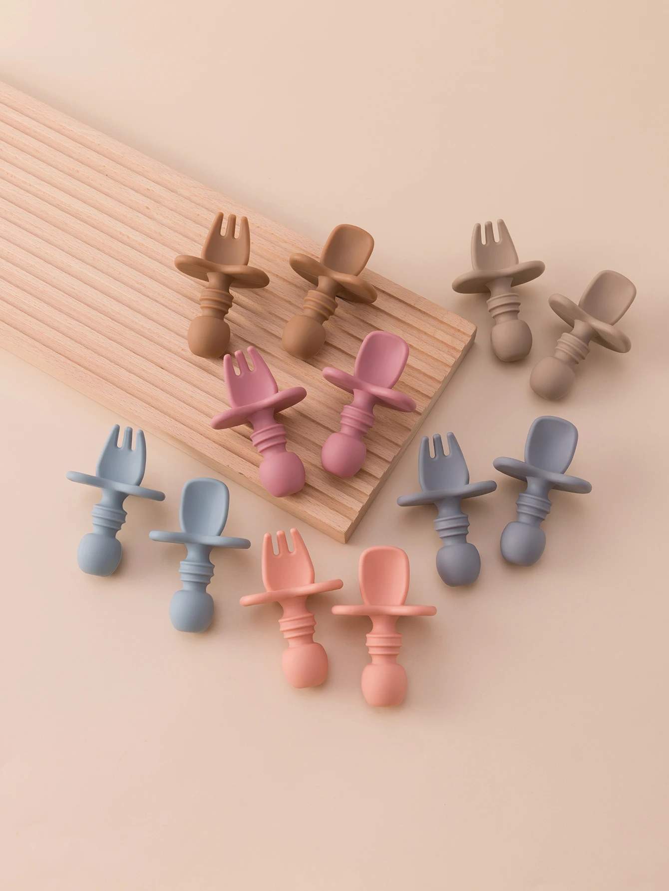 Juego de cubiertos silicona sin BPA para bebé: tenedor y cuchara - imagen 5