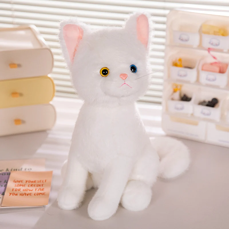 Detalle del peluche de gato