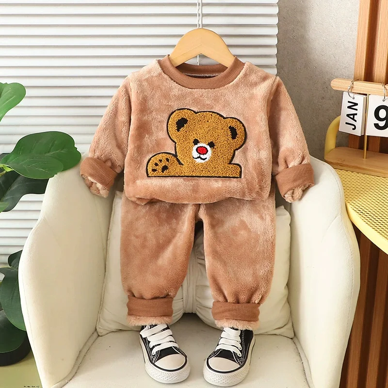 Pijama de lana para bebés: invierno cálido y cómodo - imagen 3