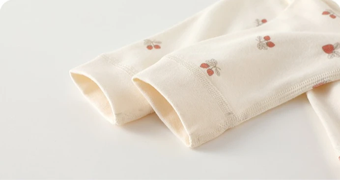 Pelele de algodón estampado para recién nacido con babero incluido - imagen 2