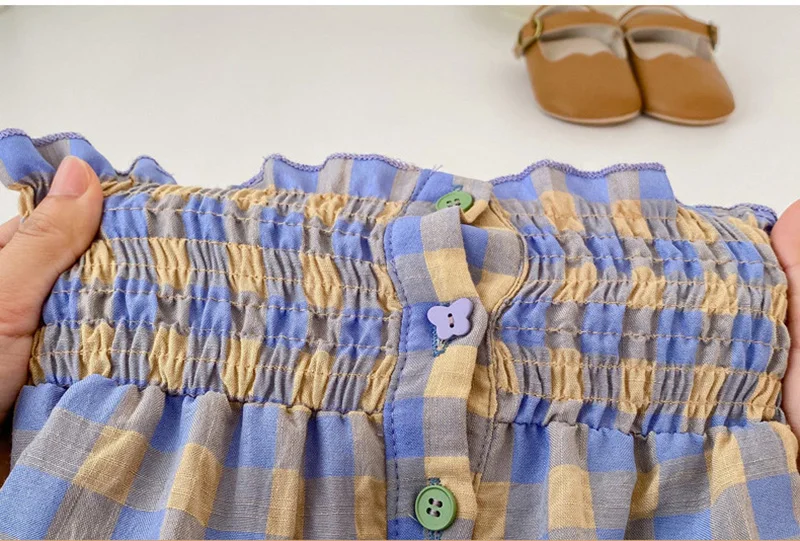 Camisola de cintura a cuadros y bombachos estilo princesa
