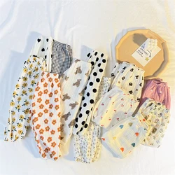 Pantalones de bebé de muselina estampada con cintura elástica
