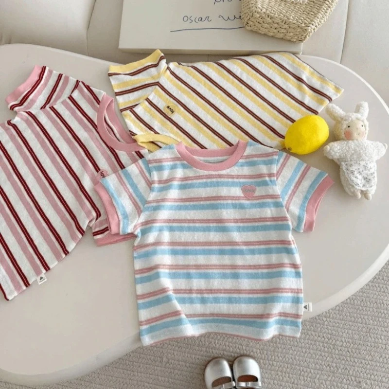 Camiseta de niña de verano con cuello redondo, manga corta, rayas rosas - imagen 5