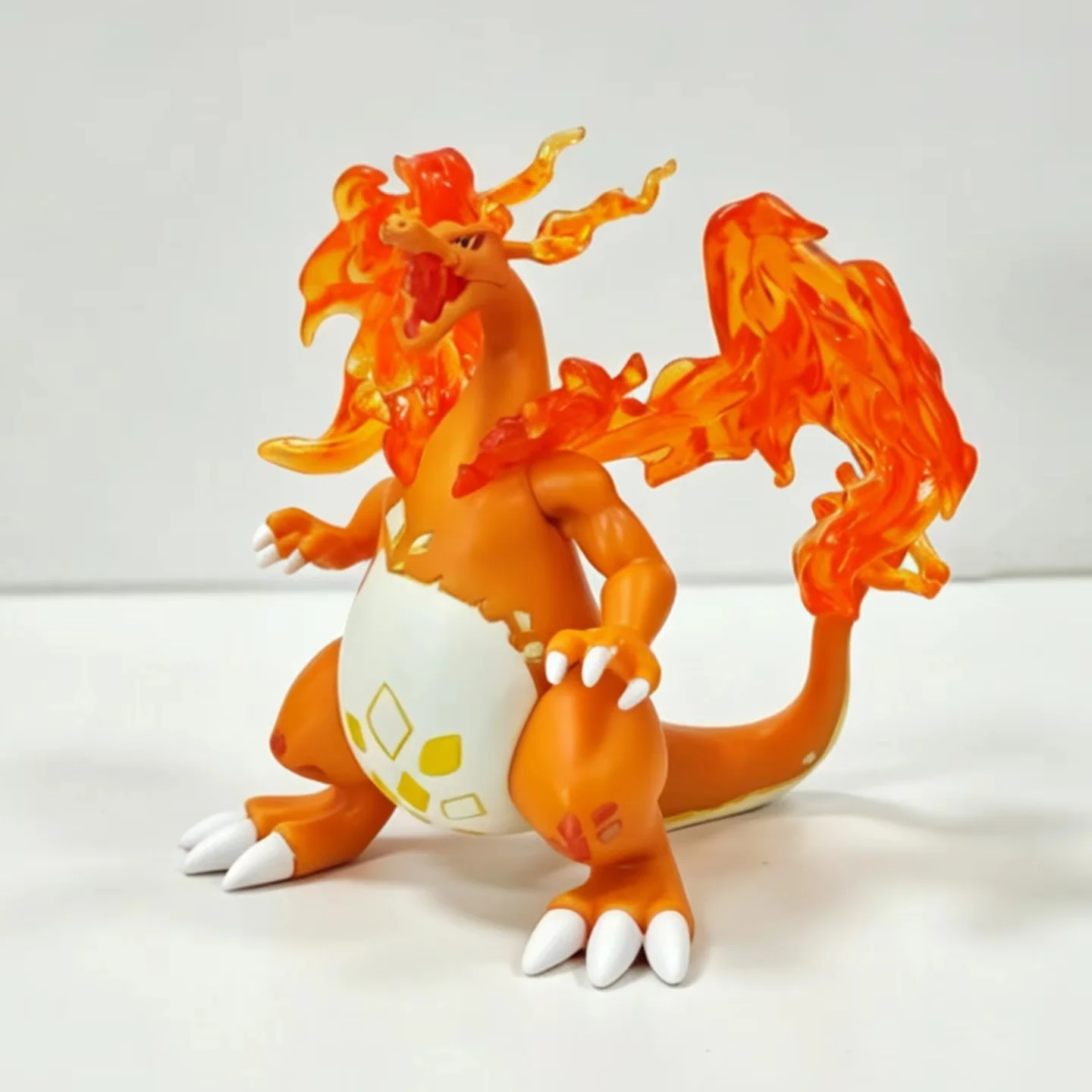 Figura de acción Gigantamax Charizard para escritorio, coleccionable - imagen 4