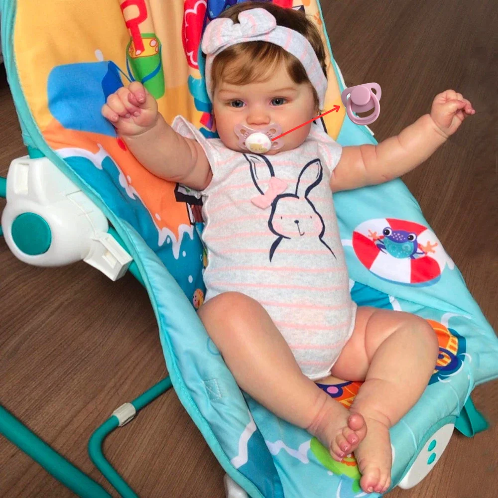 Muñeca Reborn con ropa de bebé