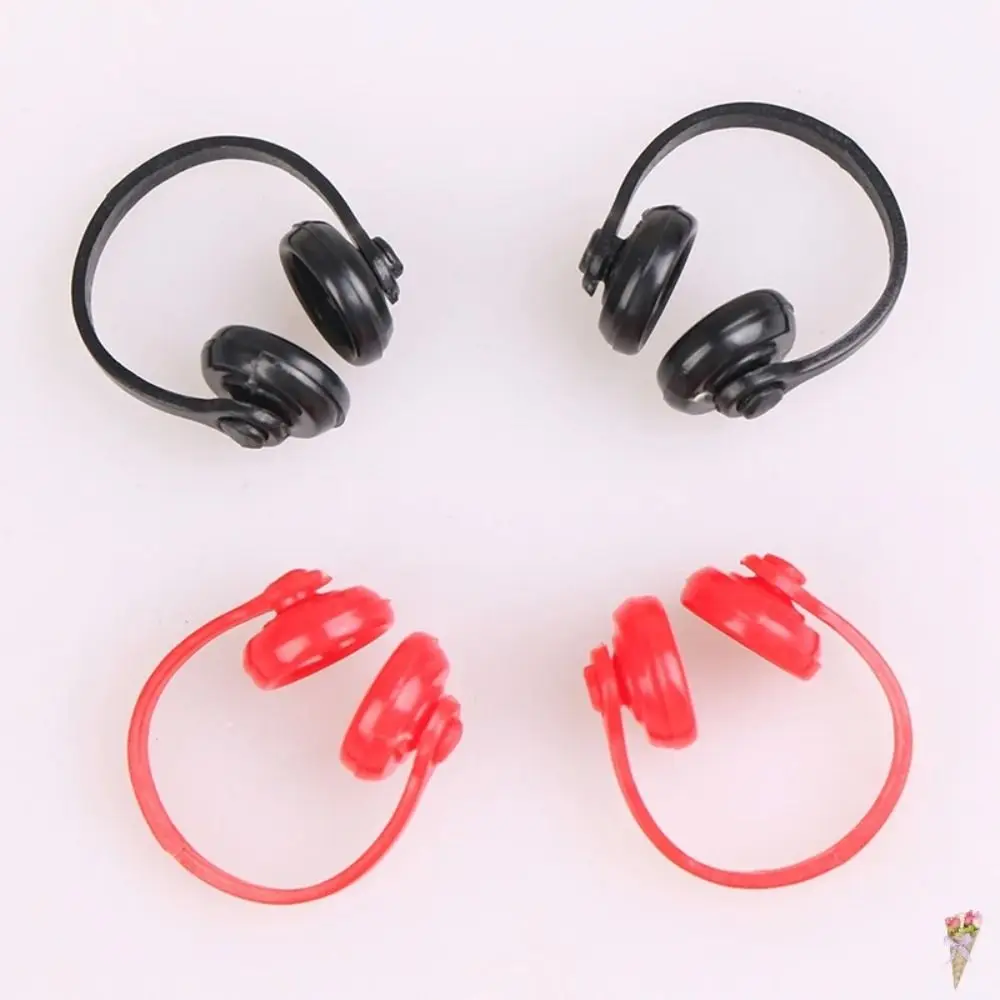 Detalles del auricular en miniatura colocados en una escena