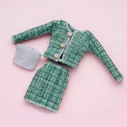 Conjunto ropa para muñecas con abrigo de felpa y falda artesanal