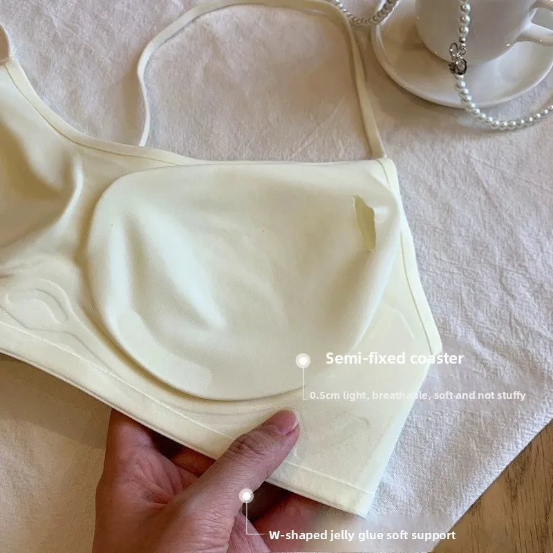 Sujetador camisola niña beige con espalda cruzada y escote V - imagen 3