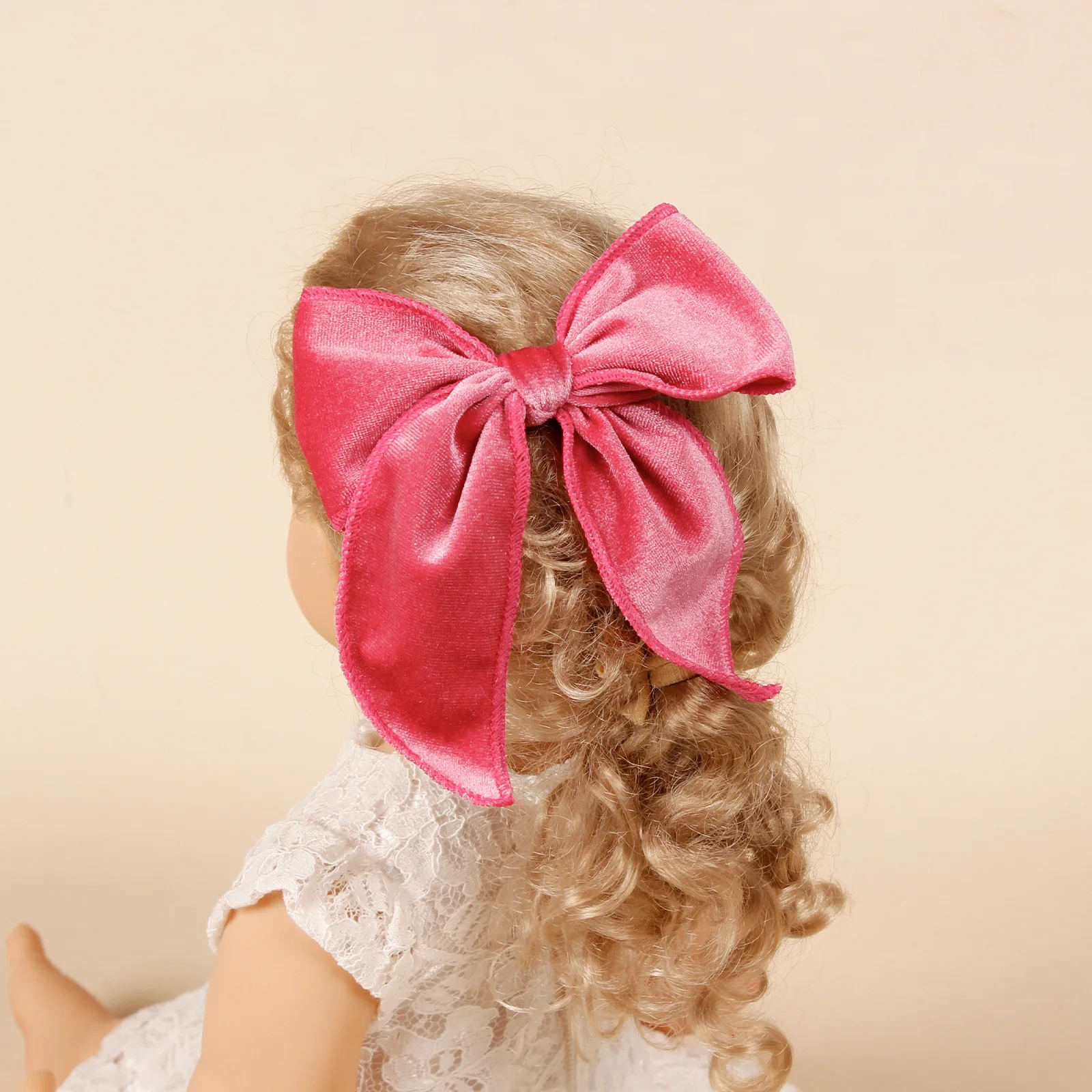 Lazo terciopelo con clip para niña – Accesorio infantil