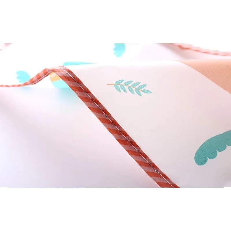 Babero impermeable con bolsillo recogecomidas para bebé - imagen 4