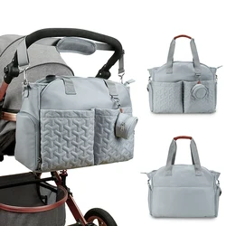 Bolsa de pañales gris desmontable texturizada con correa ajustable