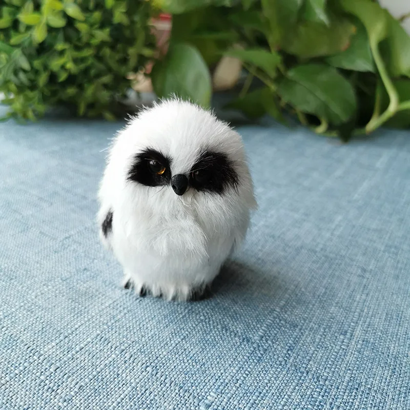 Búho esponjoso para detalles de decoración