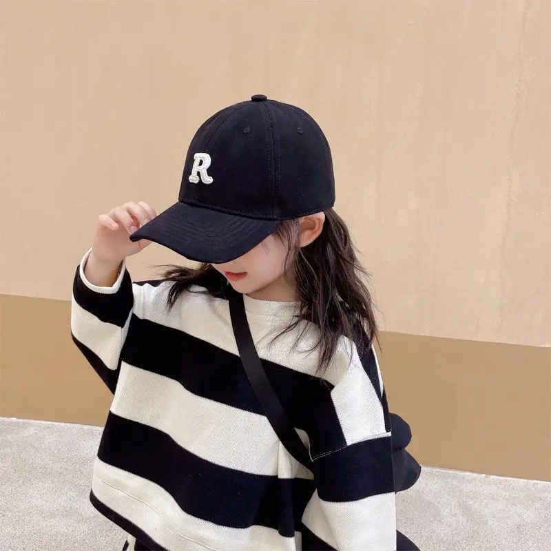 Gorra de béisbol infantil perfil con visera curvada