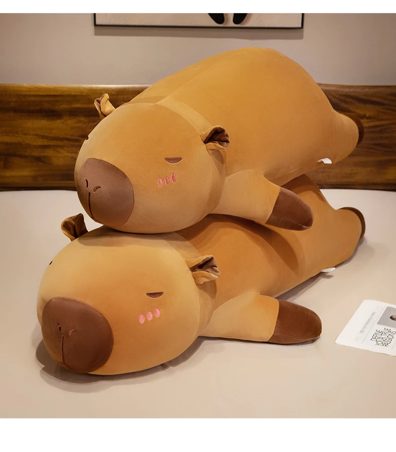 Detalle del tacto y la forma del peluche