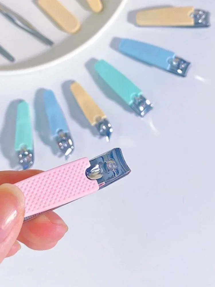 Cortauñas de silicona antideslizante para bebé – Corte seguro y cómodo - imagen 5