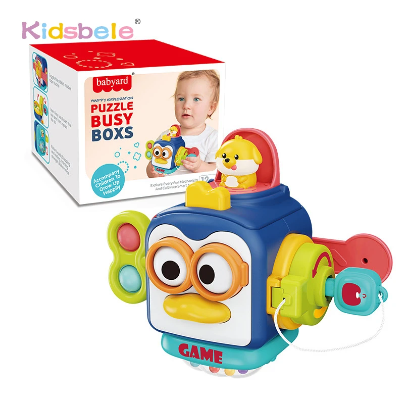 Modo de uso del juguete en mano infantil
