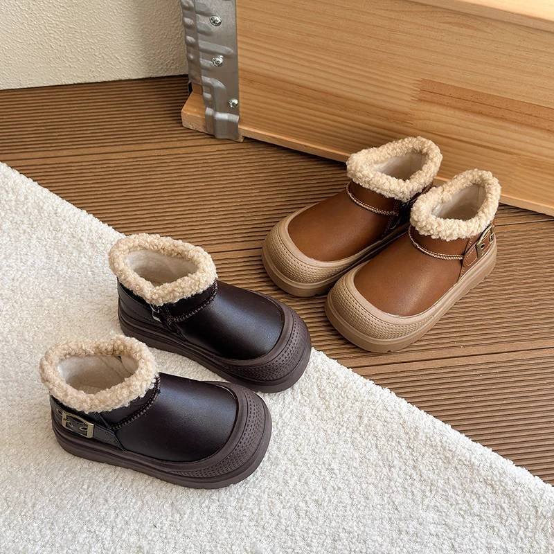 Botas de nieve en uso infantil