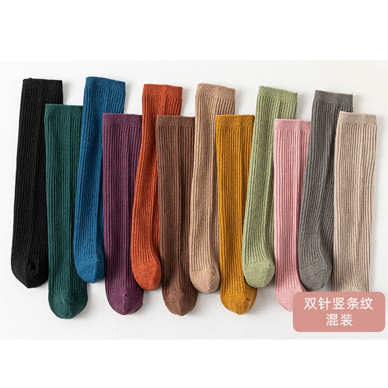 Calcetines altos hasta la rodilla para bebé de algodón liso suave - imagen 5