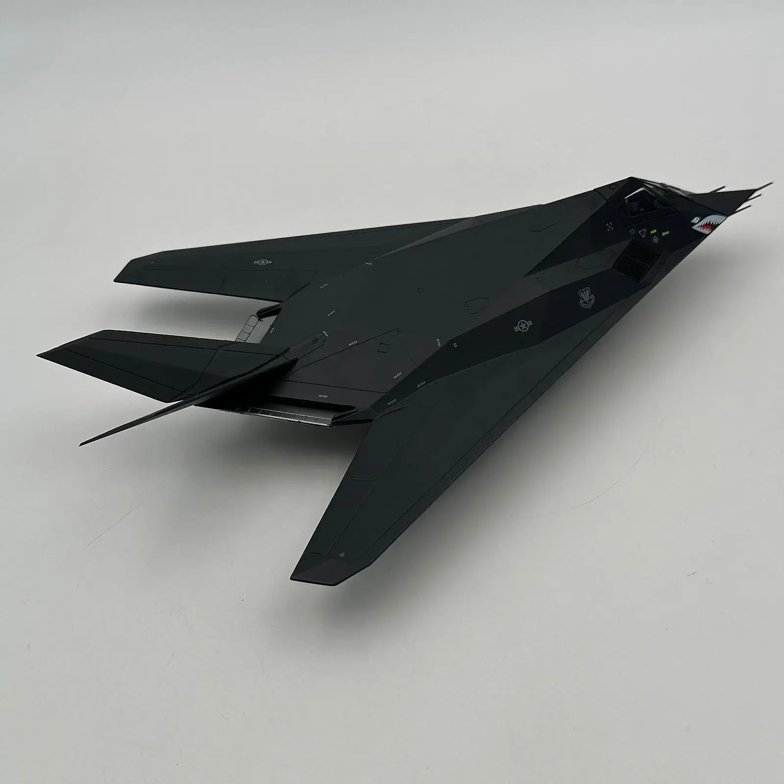 Modelo avión de combate Nighthawk en metal fundido para coleccionar - imagen 5
