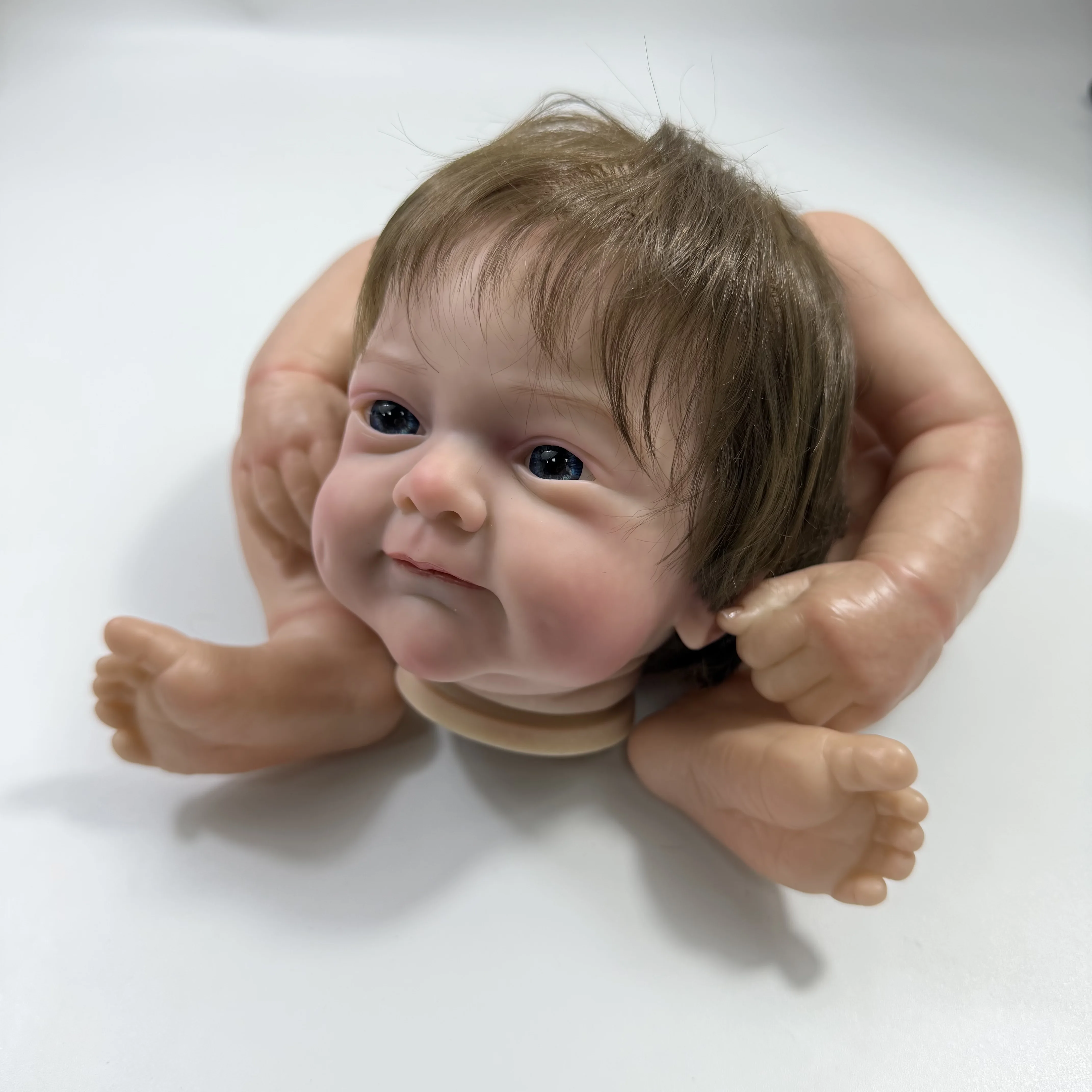 Kit de muñeca Reborn vista frontal