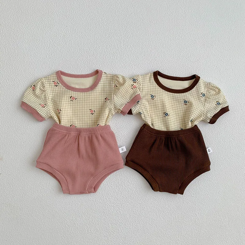 Conjunto verano bebé: camiseta floral y bloomer - MILANCEL - imagen 4