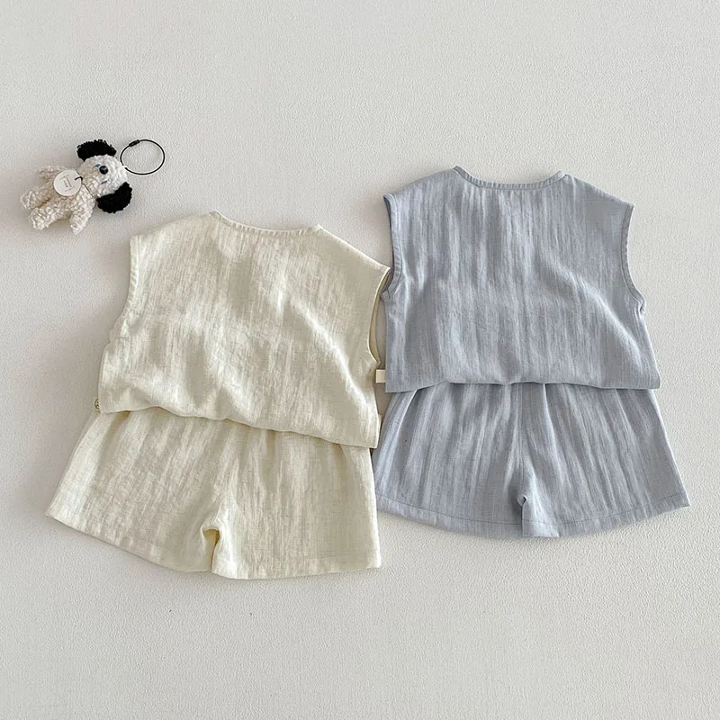 Conjunto de verano para bebé holgado y ligero: camiseta perros y shorts