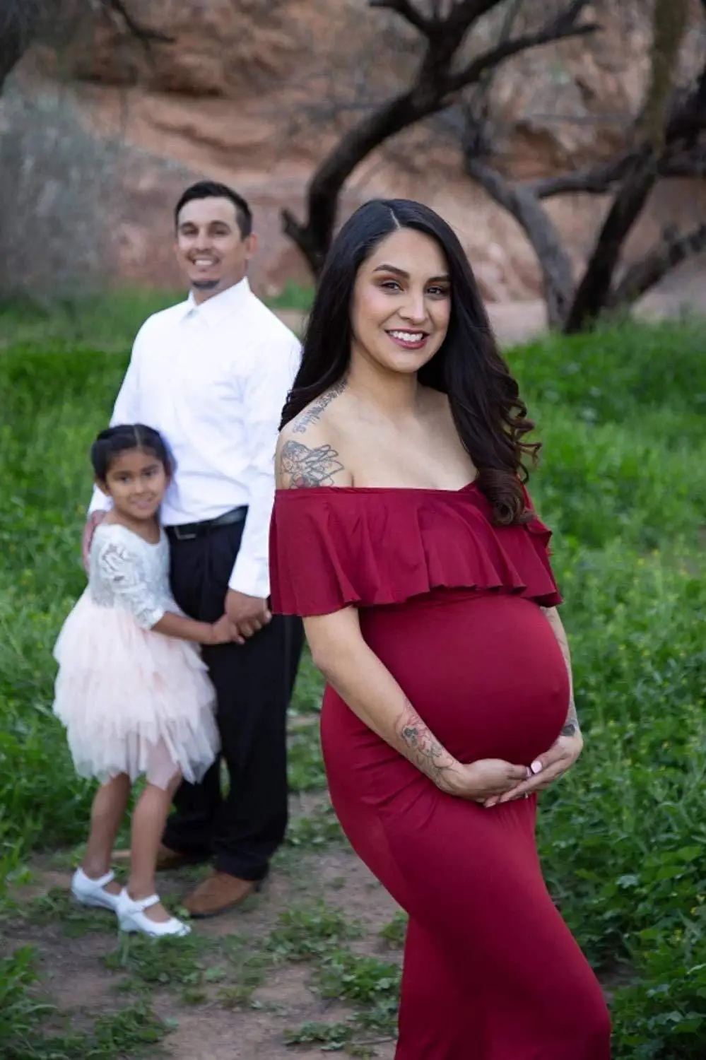 Vestido de embarazo largo con hombros descubiertos para fotos - imagen 2