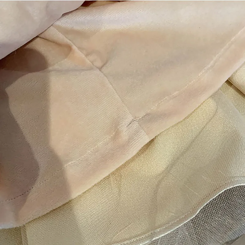 Vestido de terciopelo con lentejuelas y falda de tul para niña - imagen 2