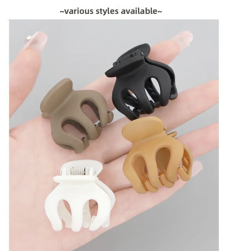 Clips de garra calabaza para mujer en diferentes ángulos