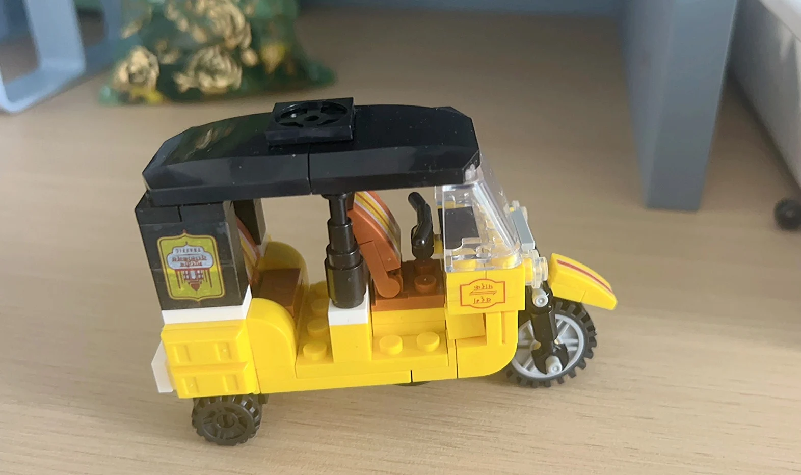 Motorfiets MOC retro vista general