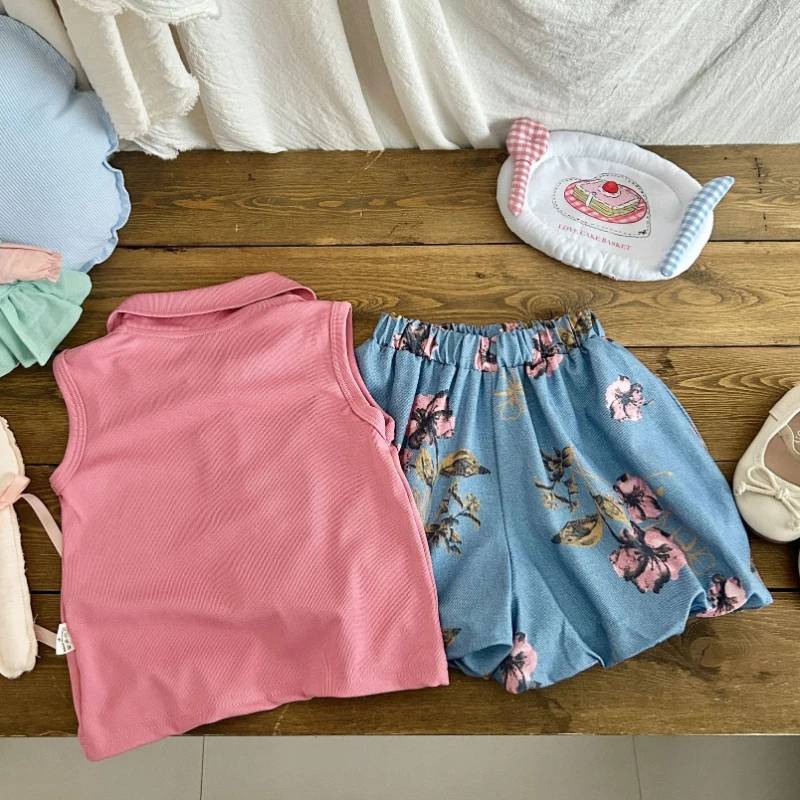Conjunto de verano para niña: chaleco sin mangas y pantalones cortos - imagen 3