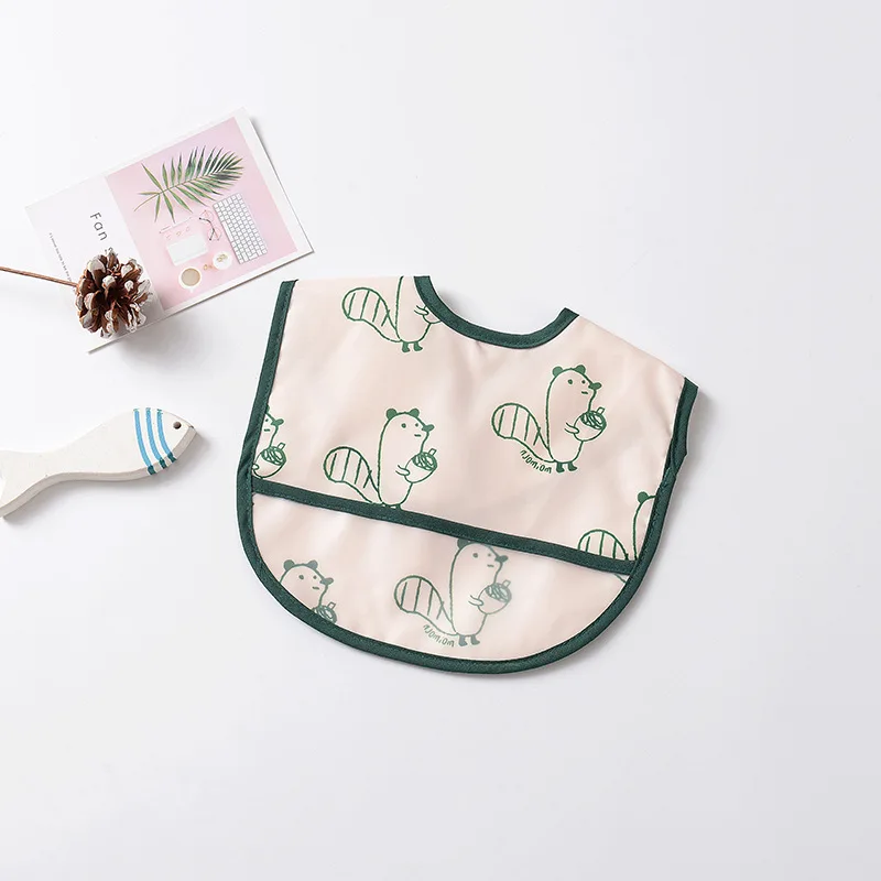 Babero infantil impermeable con toalla suave para eructar