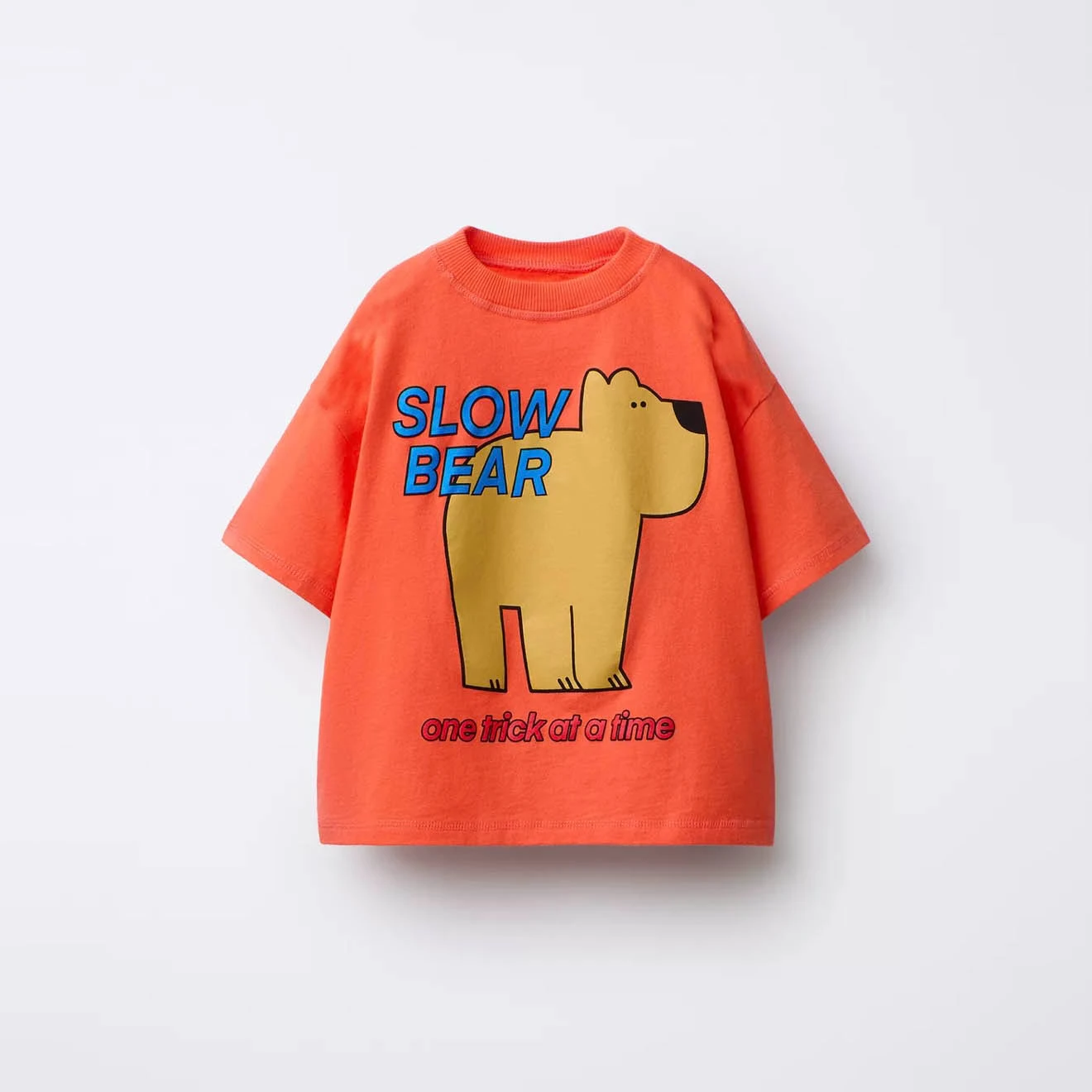 Camiseta de manga corta con estampado infantil y estilo deportivo - imagen 5